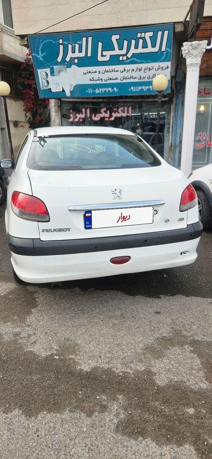 پژو ۲۰۶ صندوق دار v20 - 1388