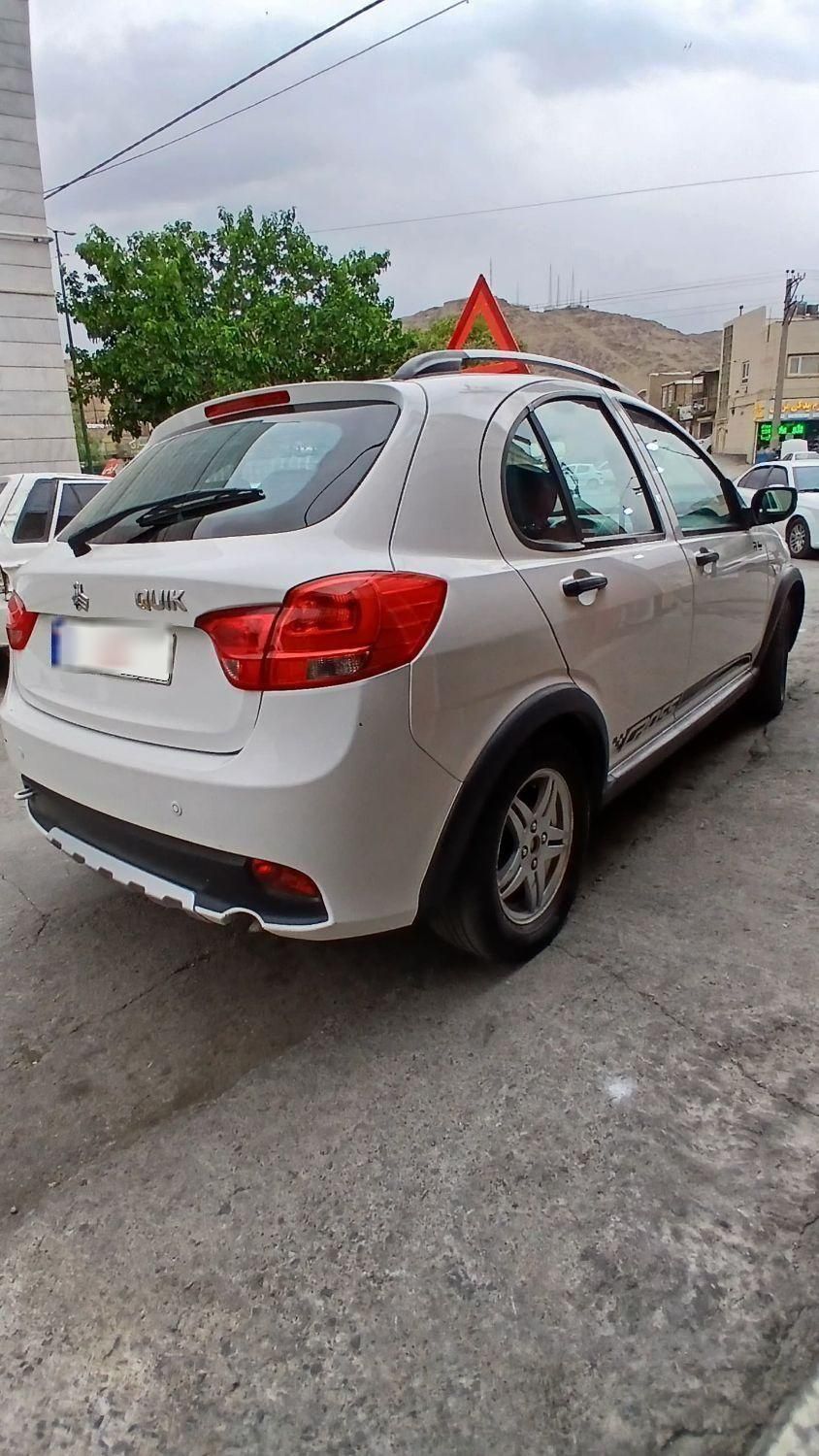 کوییک R دنده‌ای - 1399