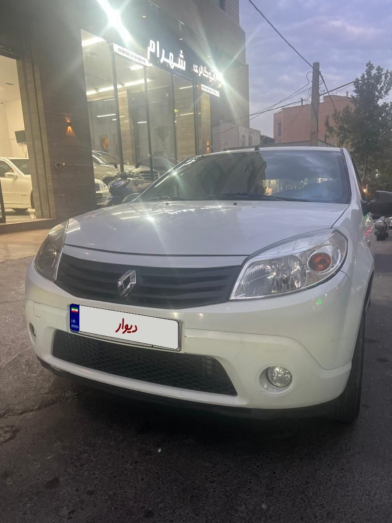خودرو رنو، ساندرو آگهی ann_18585681