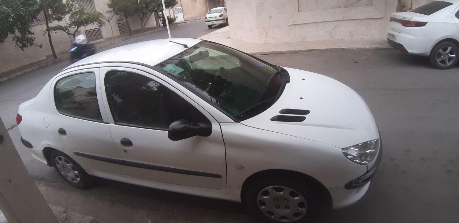 پژو ۲۰۶ صندوق دار v1 - 1389