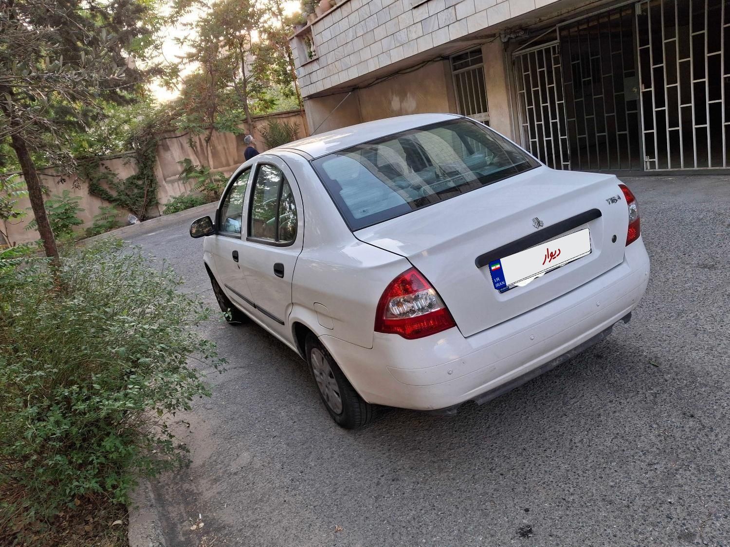 تیبا صندوق دار SX - 1399