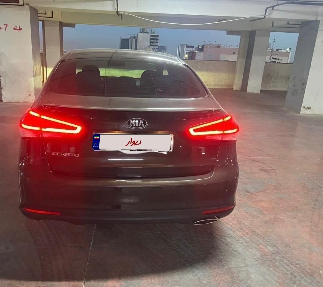 کیا سراتو 2.0 لیتر اتوماتیک GT لاین - 2017