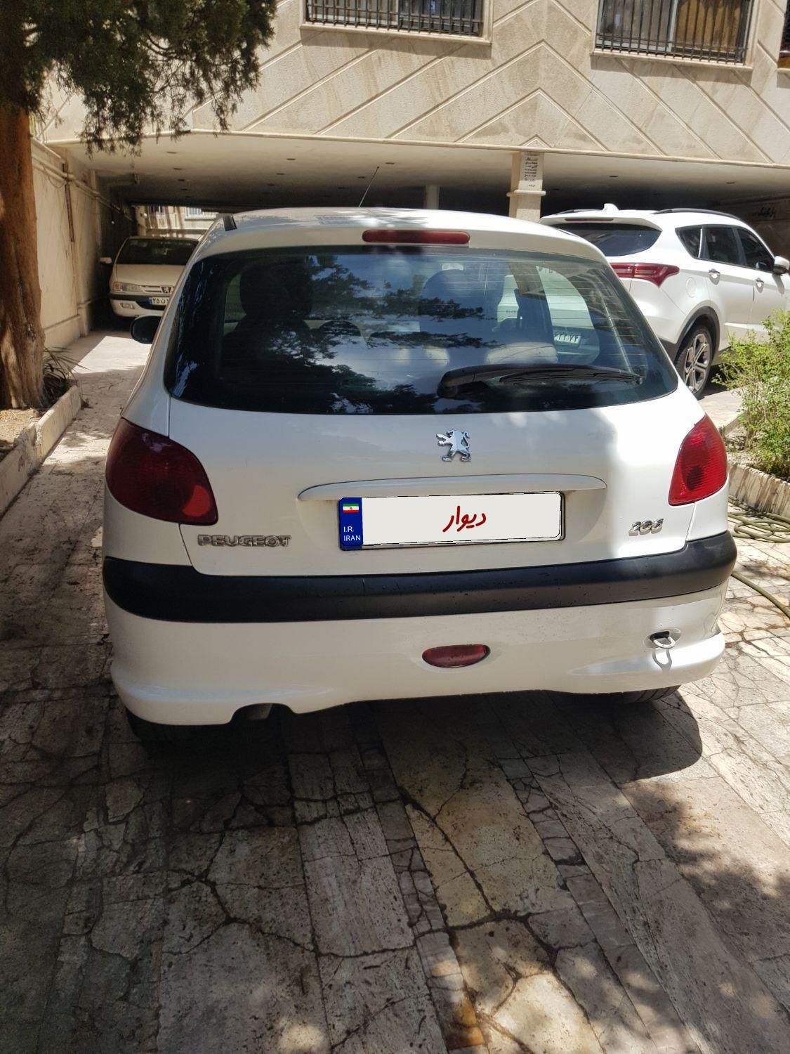 پژو 206 تیپ 5 - 1392