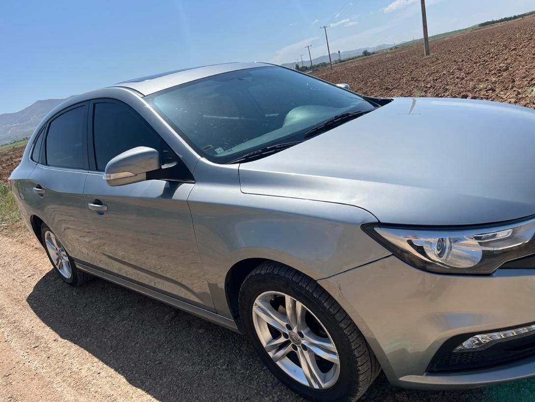 بسترن B30 اتوماتیک - 2018