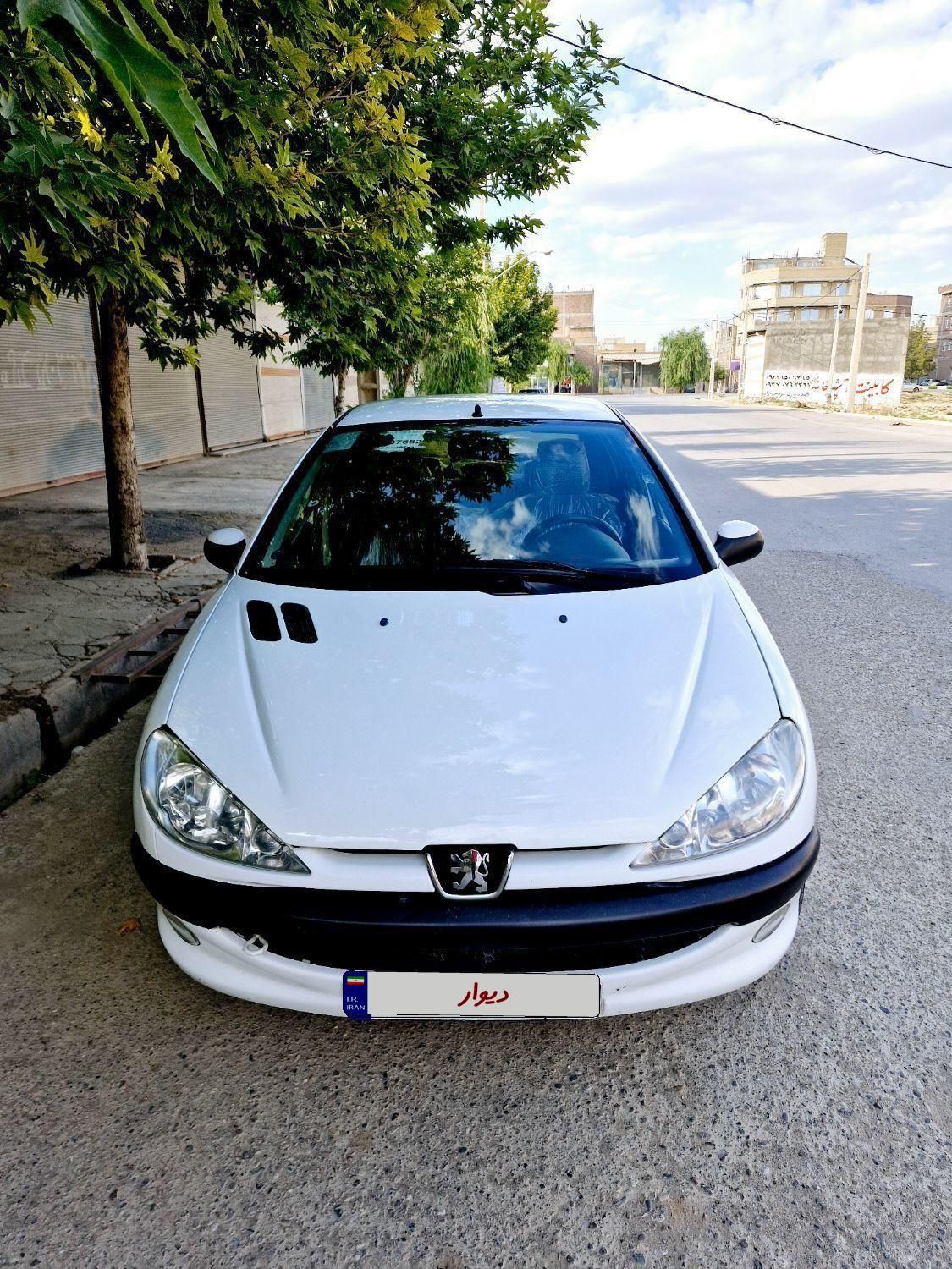 پژو ۲۰۶ صندوق دار v8 - 1399