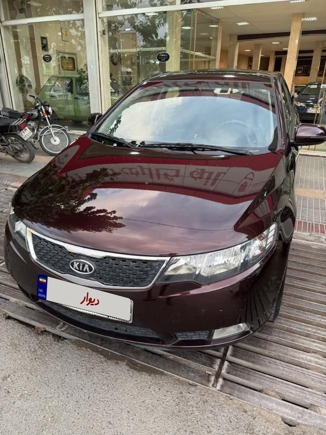 کیا سراتو 2.0 لیتر اتوماتیک GT لاین - 2011