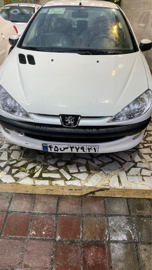 پژو ۲۰۶ صندوق دار v8 - 1393