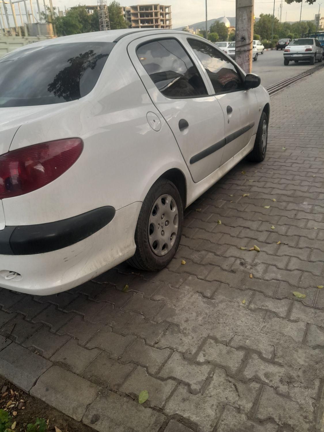 خودرو پژو، ۲۰۶ صندوق دار آگهی ann_18586419