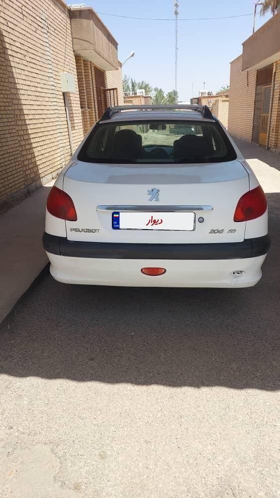 پژو ۲۰۶ صندوق دار v8 - 1390