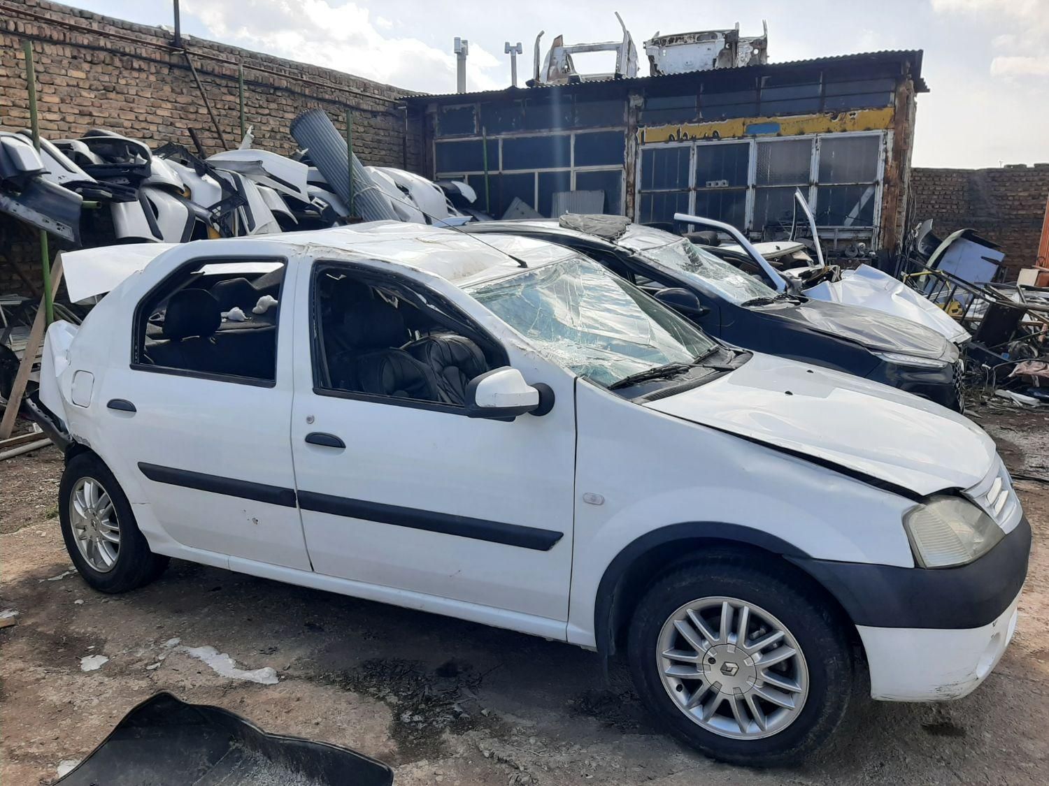 خودرو رنو، پارس تندر آگهی ann_18587483