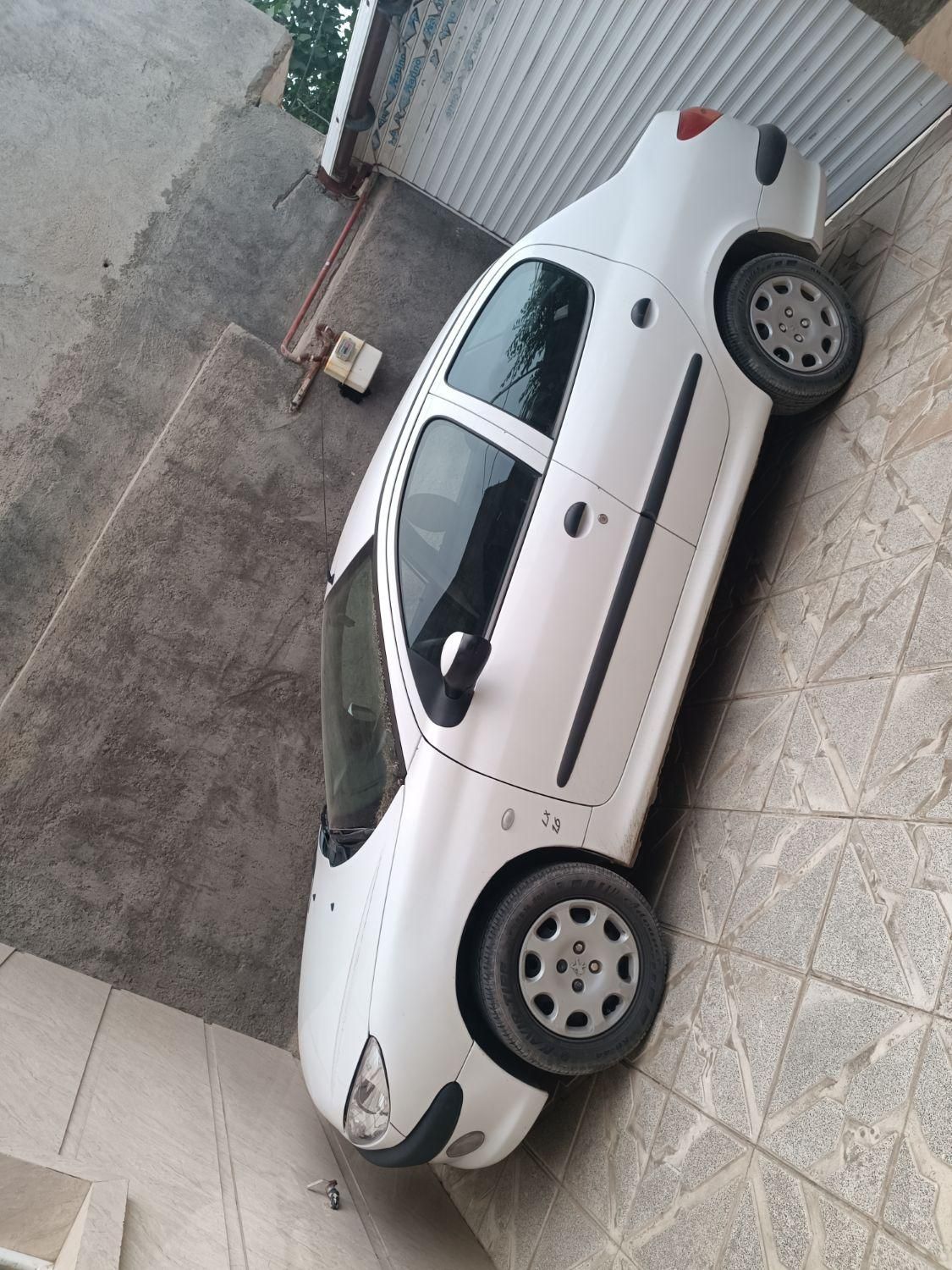 پژو ۲۰۶ صندوق دار v8 - 1393