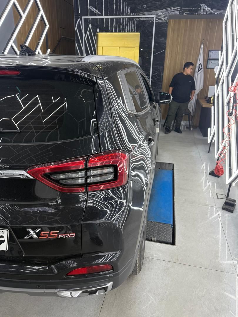 ام وی ام X55 پرو IE اسپرت - 2023