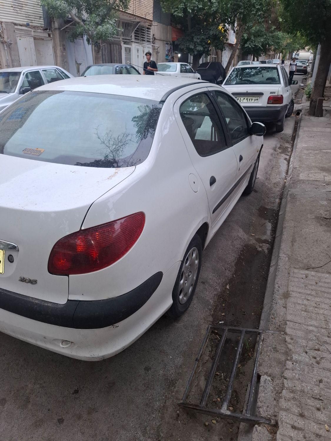 پژو ۲۰۶ صندوق دار v1 - 1390