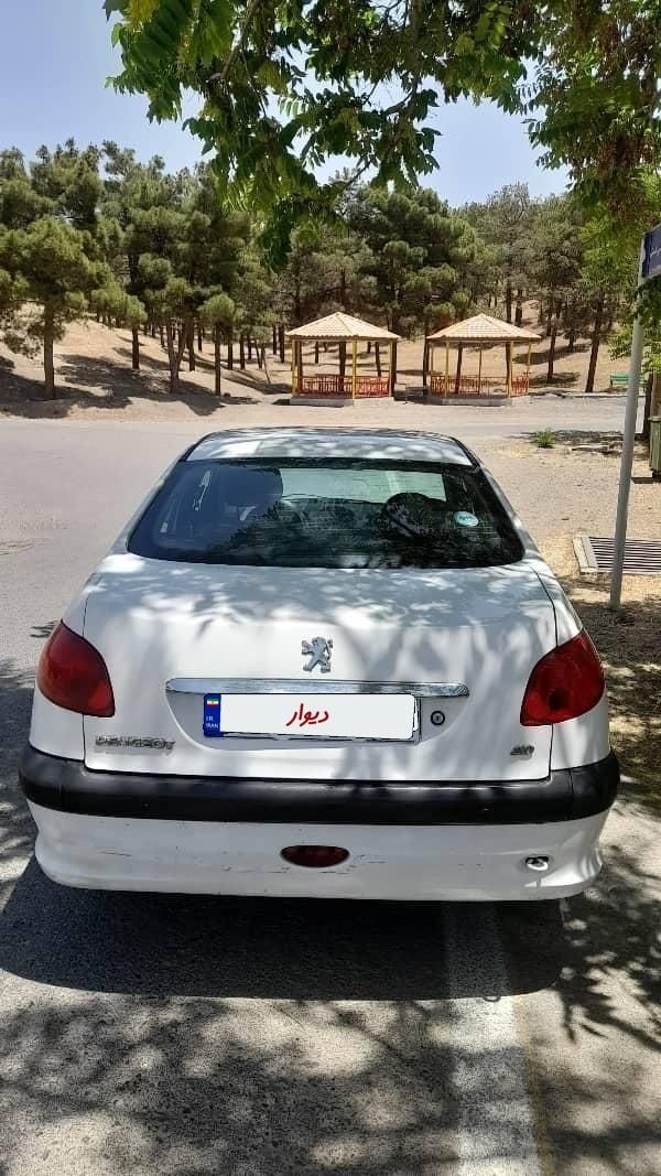 پژو ۲۰۶ صندوق دار v8 - 1394