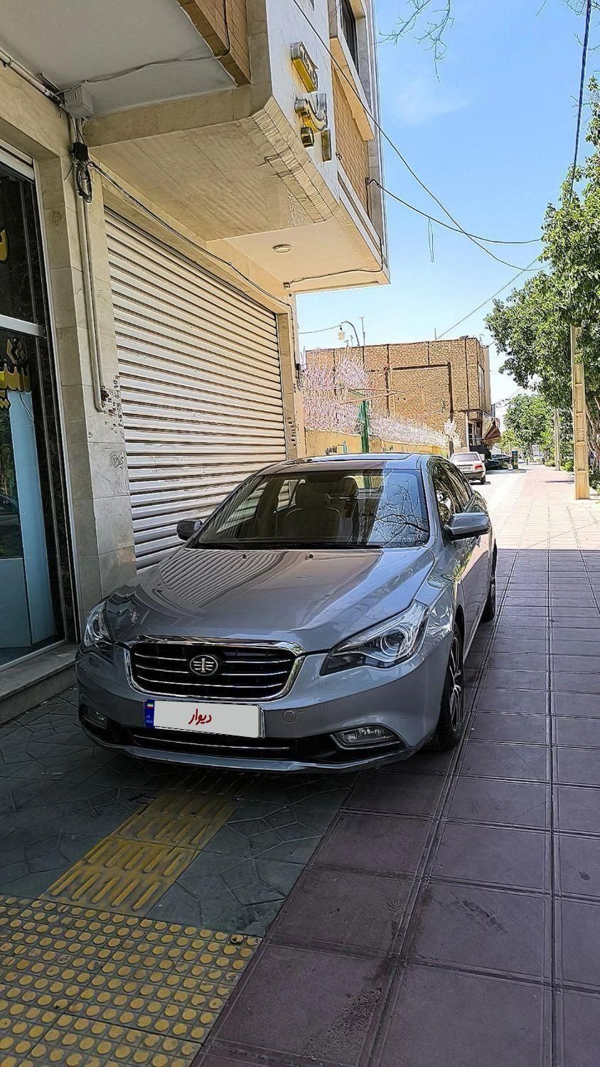 بسترن B50F اتوماتیک - 2015