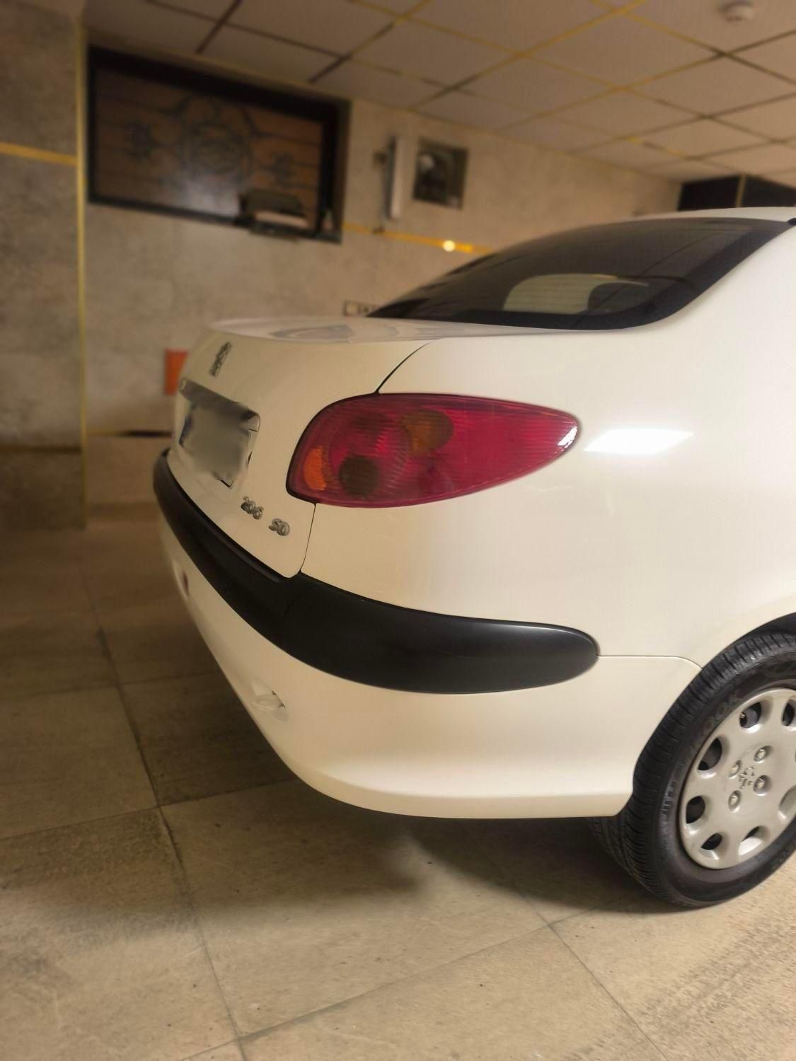 پژو ۲۰۶ صندوق دار v8 - 1396