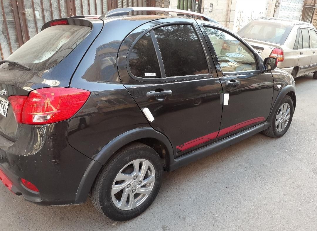 خودرو کوییک، R آگهی ann_18589793
