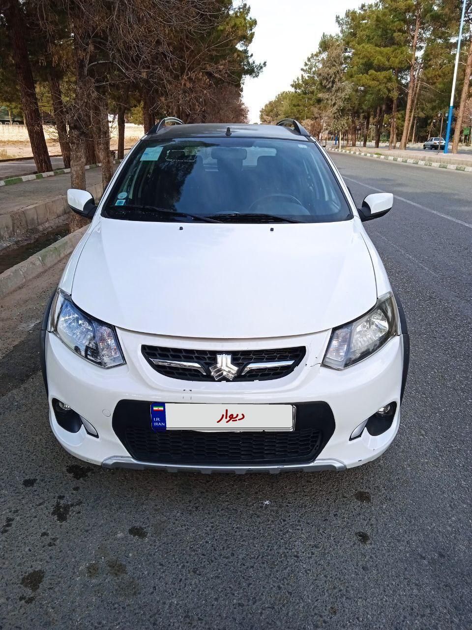 خودرو کوییک، R آگهی ann_18589905