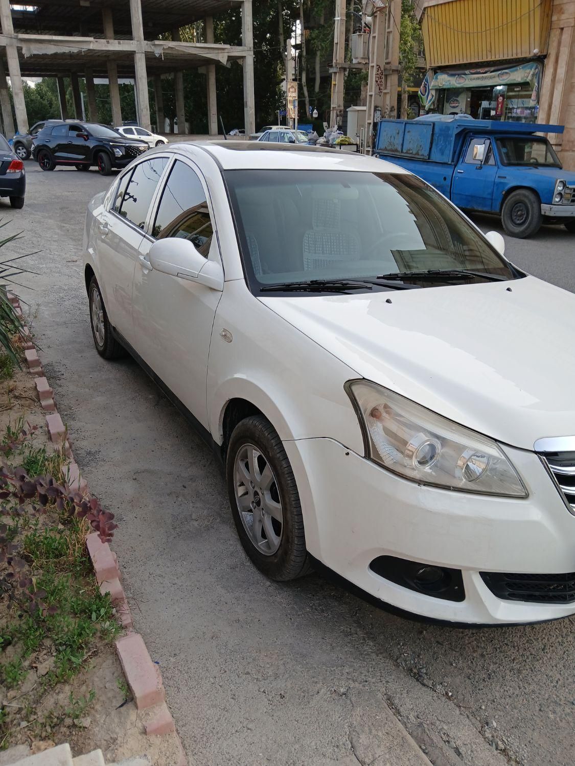 ام وی ام 550 دنده‌ای - 2015