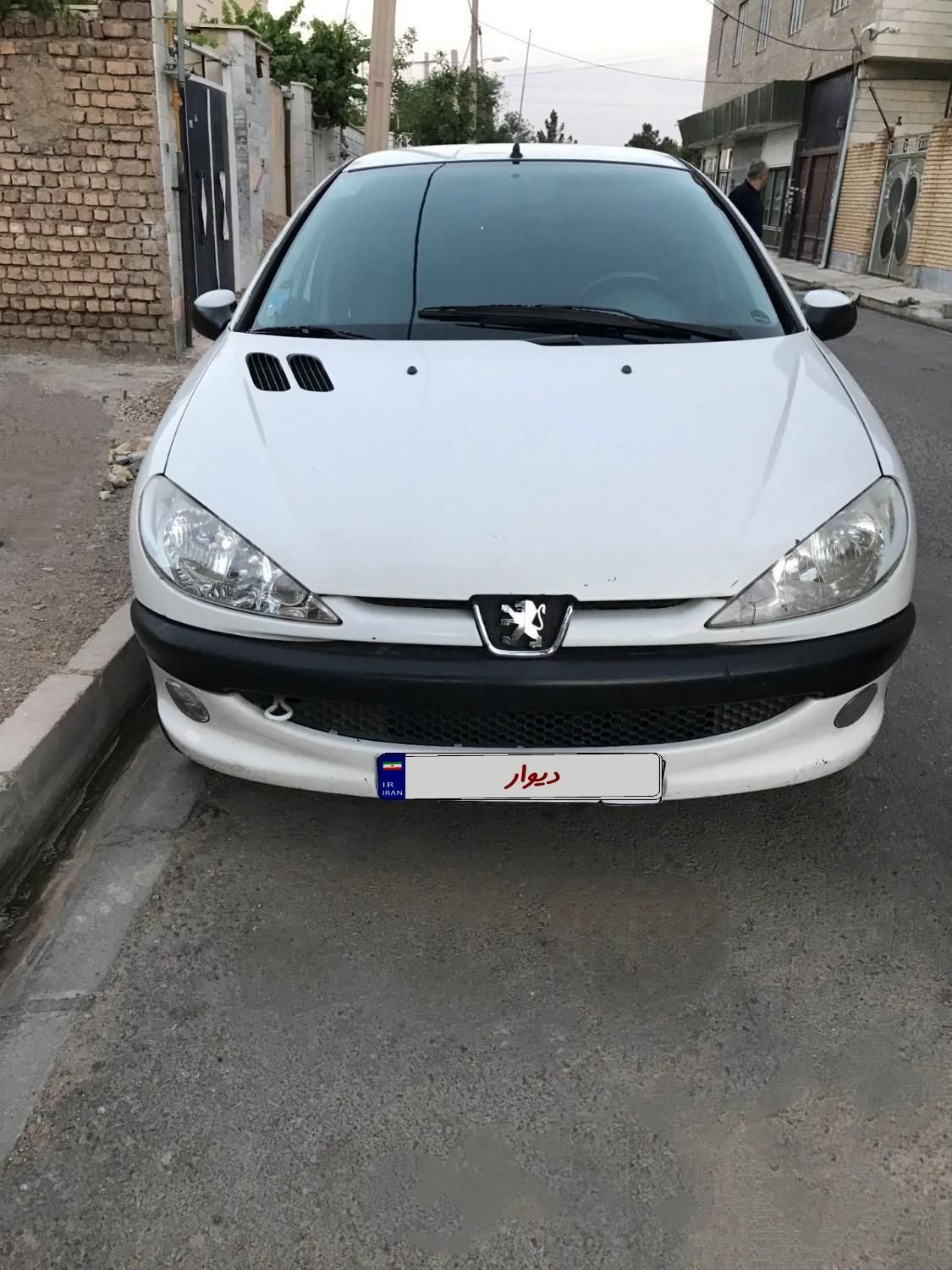 پژو ۲۰۶ صندوق دار v8 - 1388
