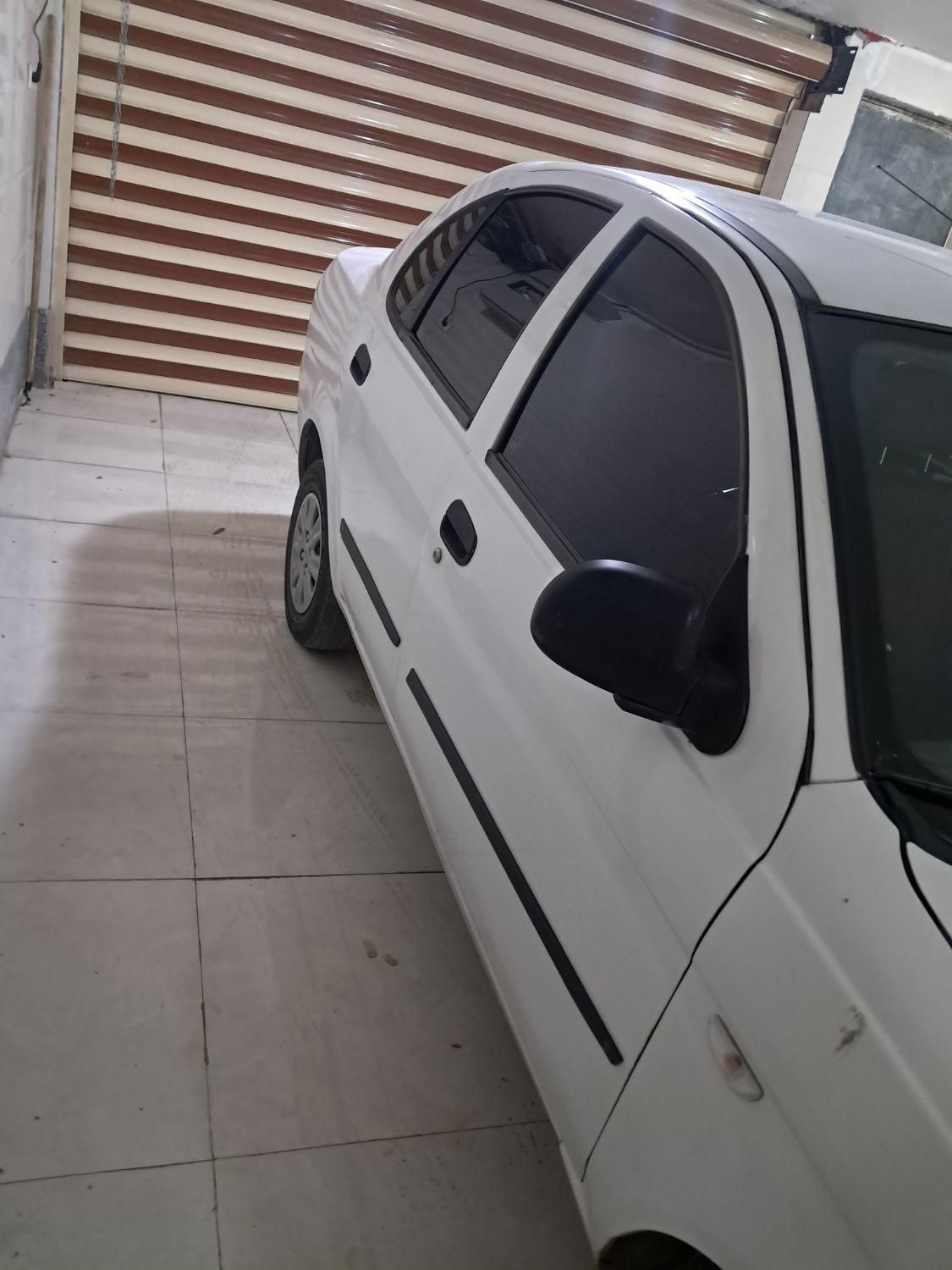 تیبا صندوق دار SX - 1393