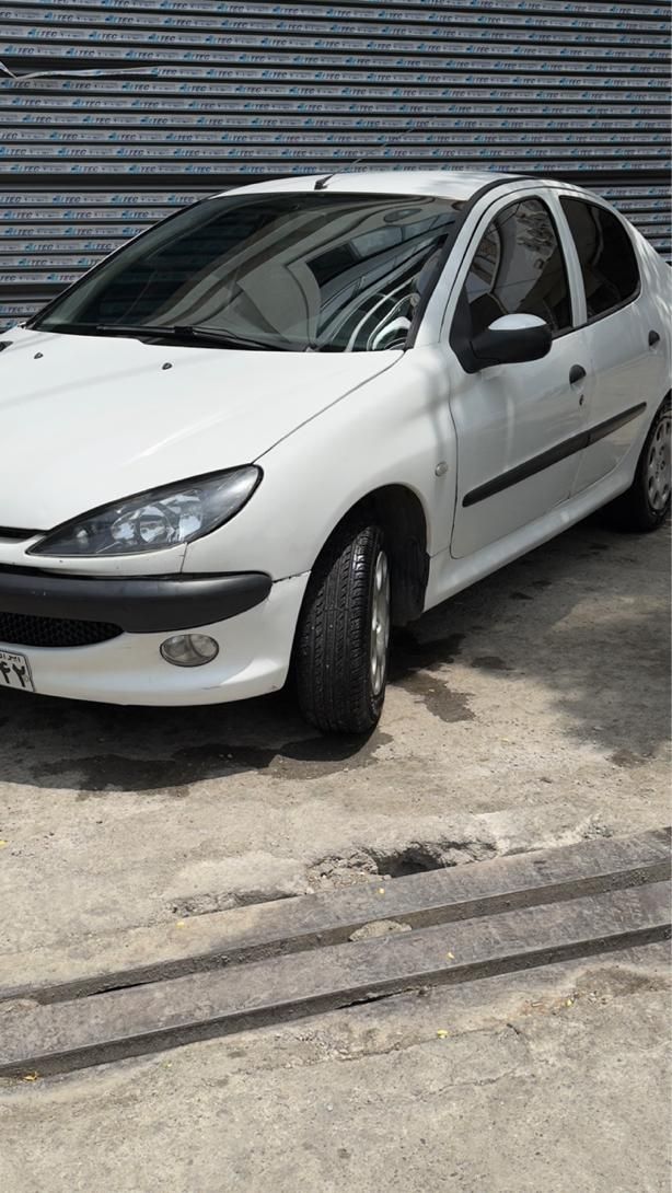 پژو ۲۰۶ صندوق دار v8 - 1395