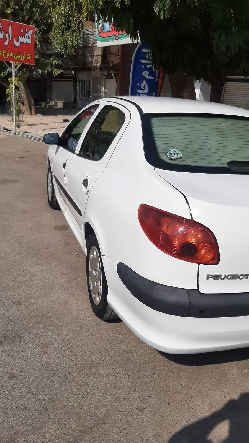 پژو ۲۰۶ صندوق دار v8 - 1398