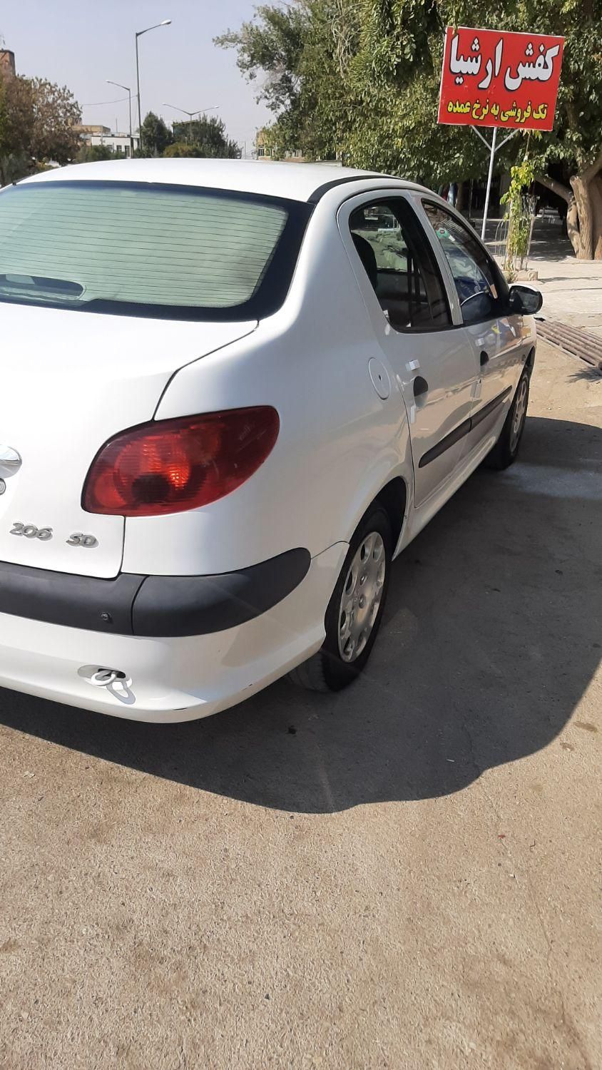 پژو ۲۰۶ صندوق دار v8 - 1398