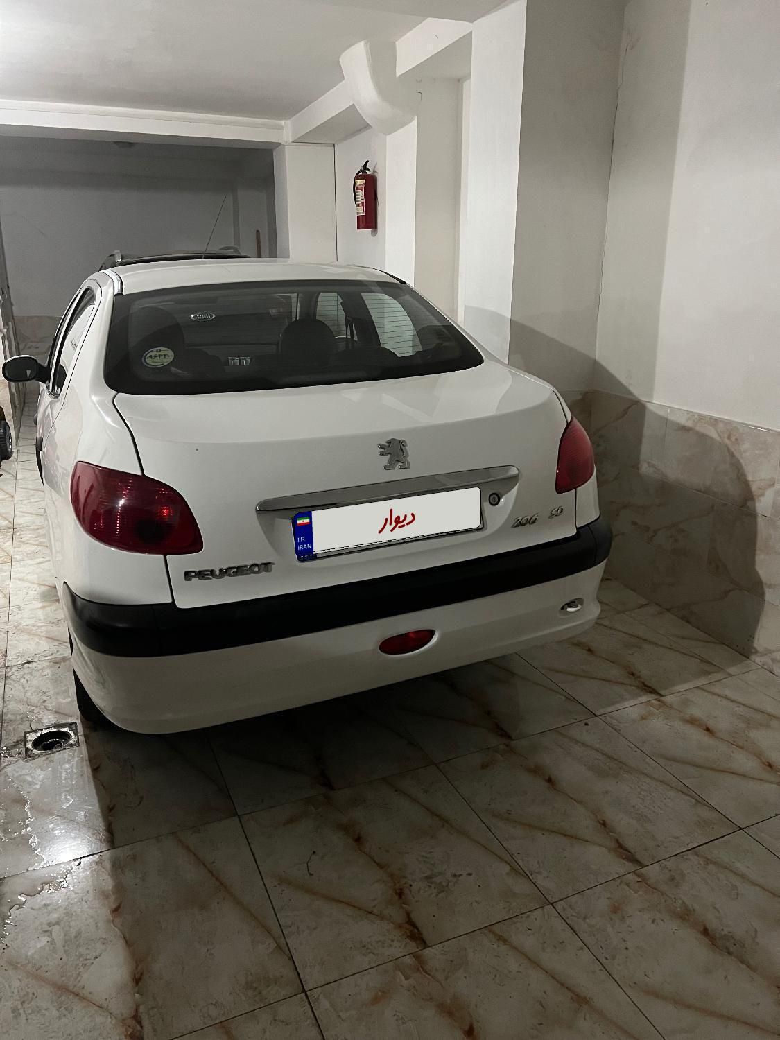 پژو ۲۰۶ صندوق دار v8 - 1399