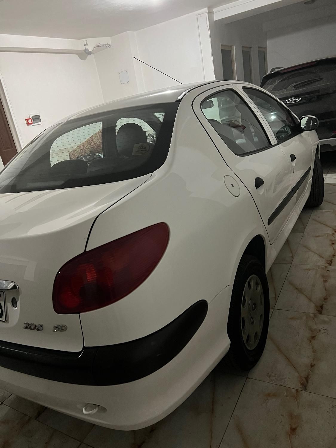 پژو ۲۰۶ صندوق دار v8 - 1399