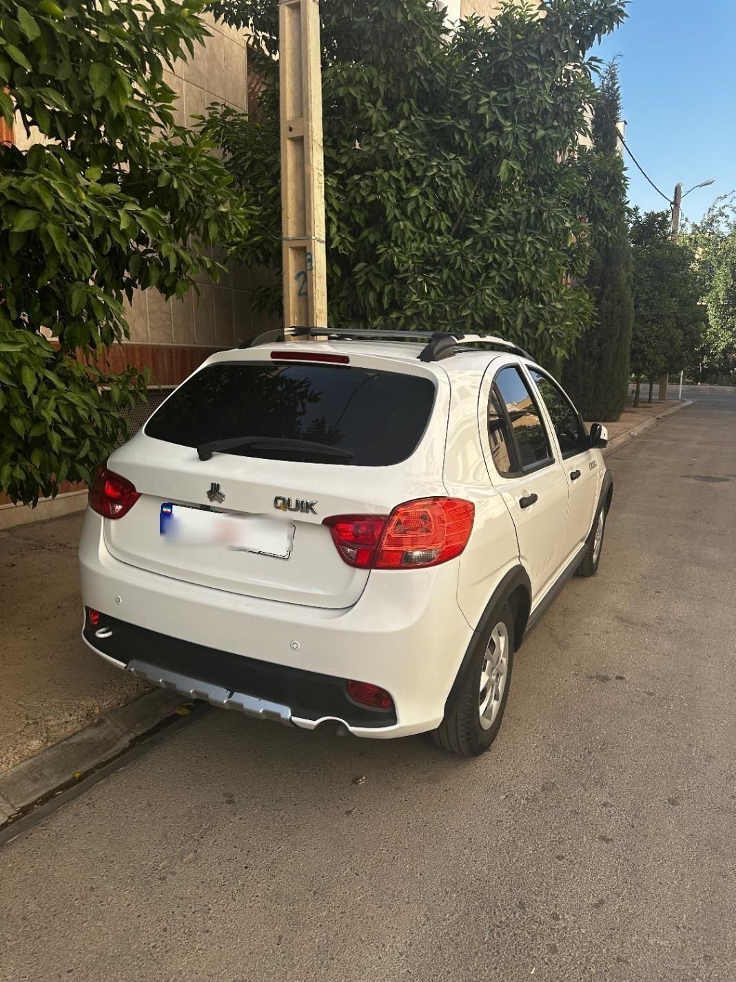 خودرو کوییک، معمولی آگهی ann_18591091