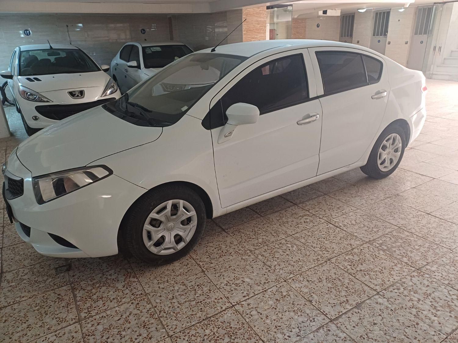 خودرو برلیانس، H230 آگهی ann_18591104