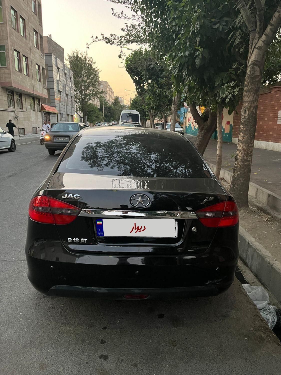 جک J5 اتوماتیک - 2014