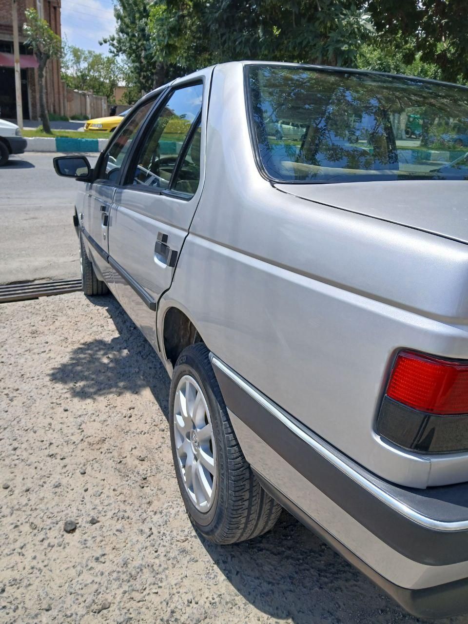پژو 405 بنزینی GLX - TU5 - 1389
