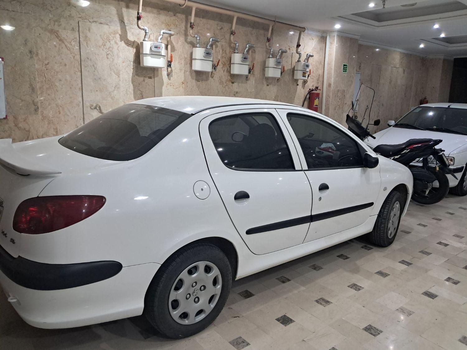 پژو ۲۰۶ صندوق دار v8 - 1400