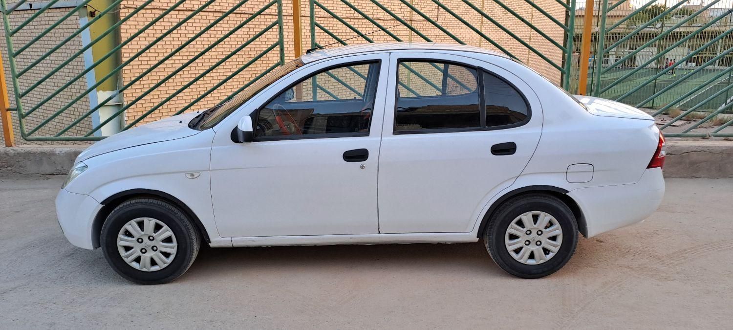 تیبا صندوق دار SX - 1394