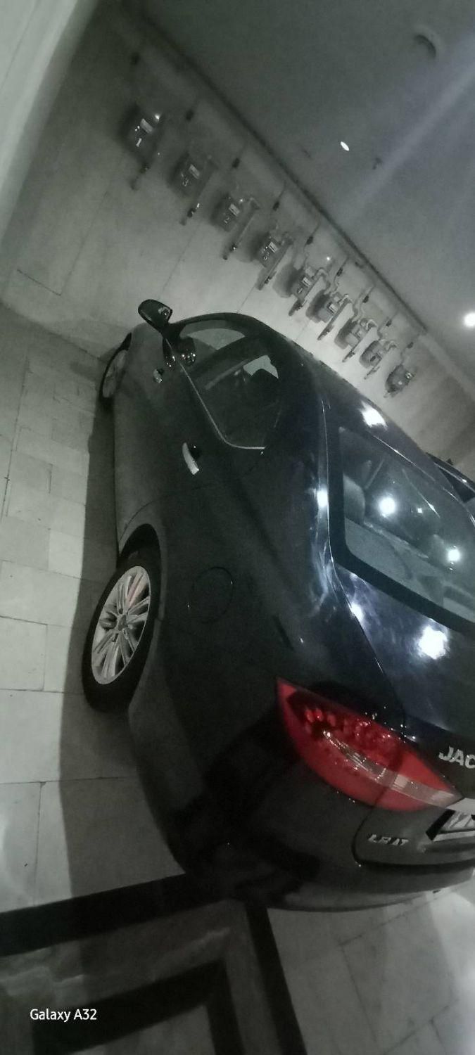 جک J5 اتوماتیک - 2017