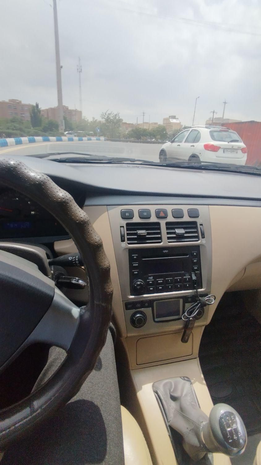ام وی ام 530 دنده ای - 2012
