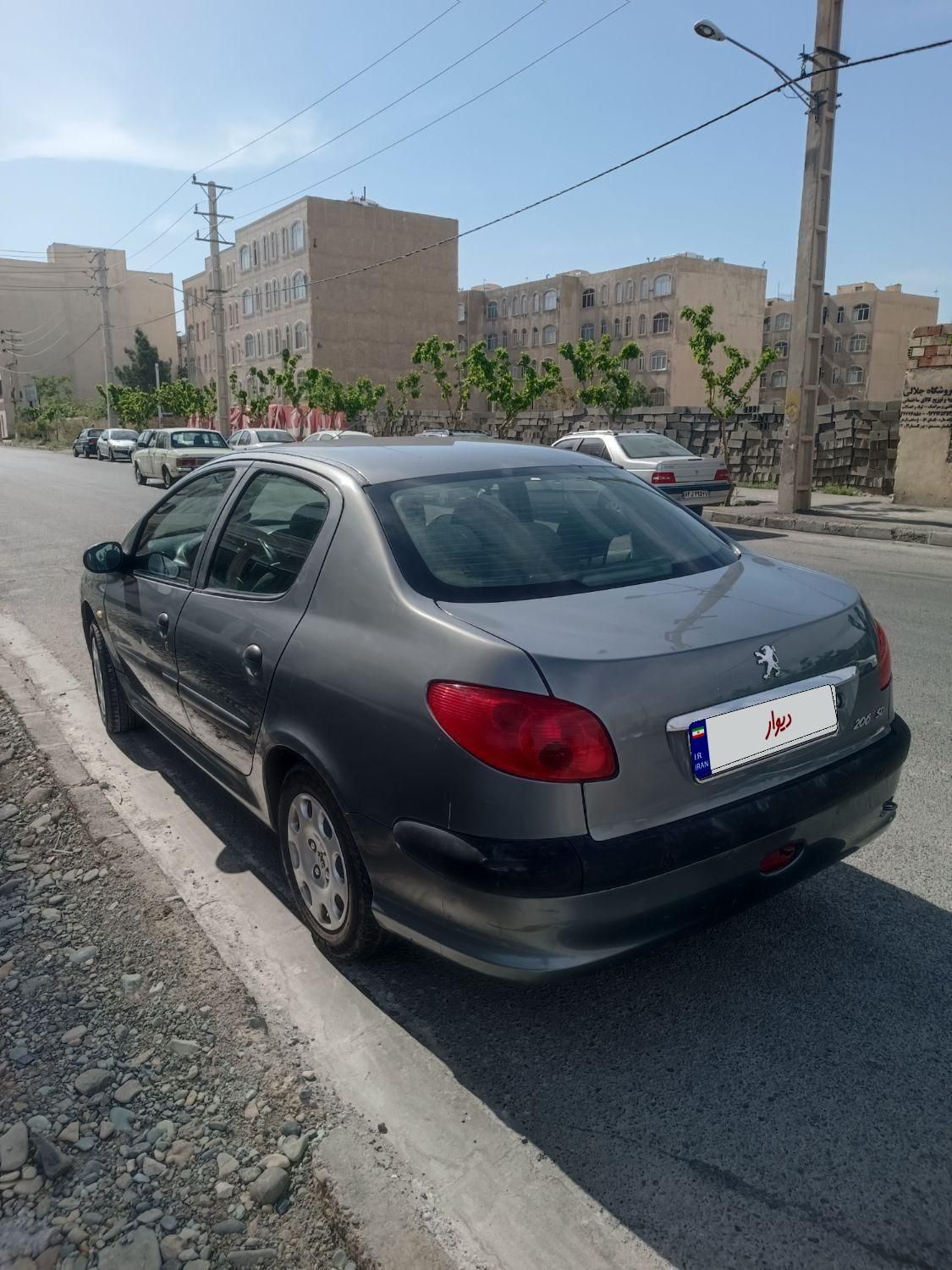 خودرو پژو، ۲۰۶ صندوق دار آگهی ann_18592528