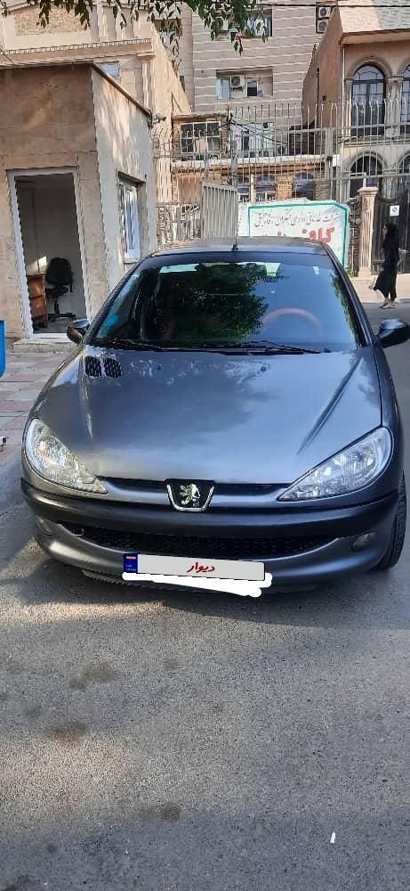 پژو ۲۰۶ صندوق دار v8 - 1393