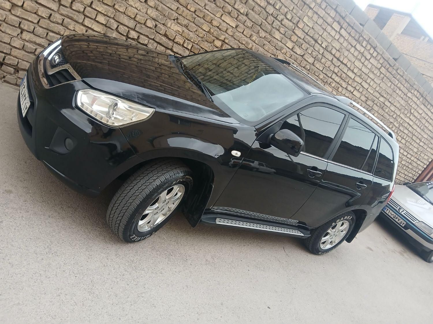 خودرو ام وی ام، X33 آگهی ann_18592966