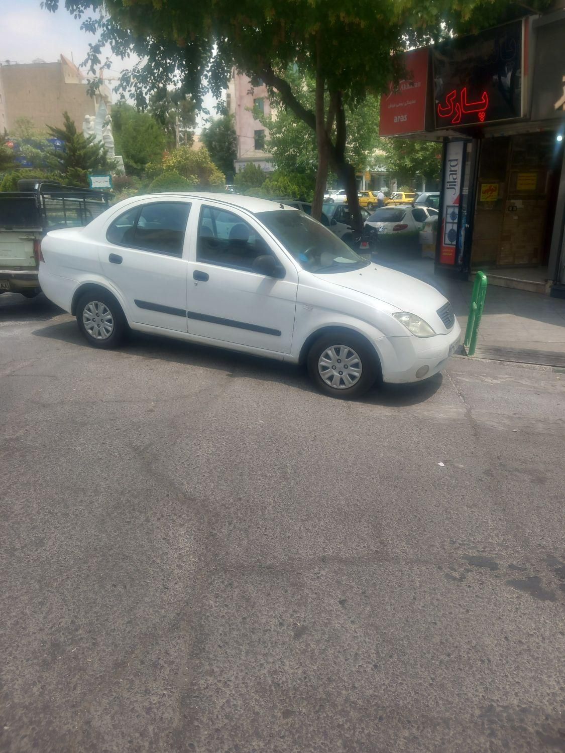 تیبا صندوق دار SX - 1393