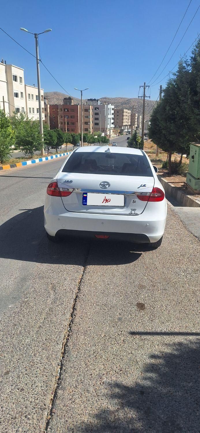 جک J5 دنده‌ای - 2015