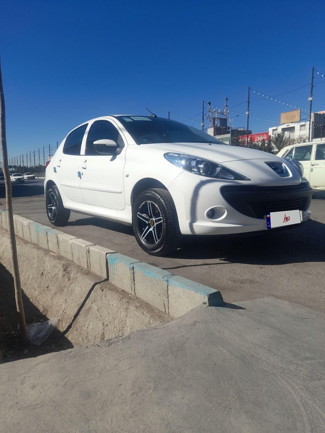 پژو 207 دنده‌ای TU3 - 1402