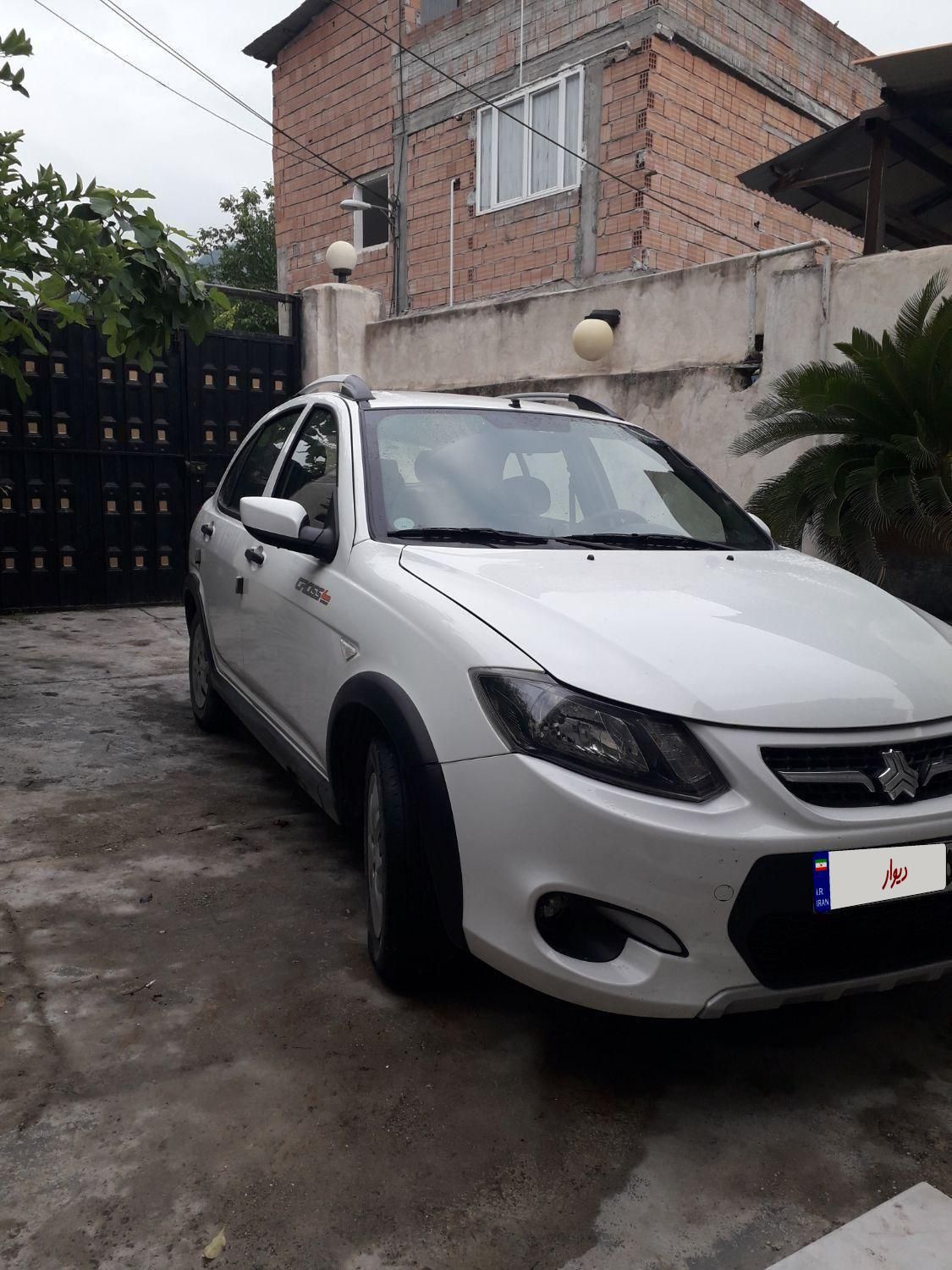 خودرو کوییک، معمولی آگهی ann_18593277