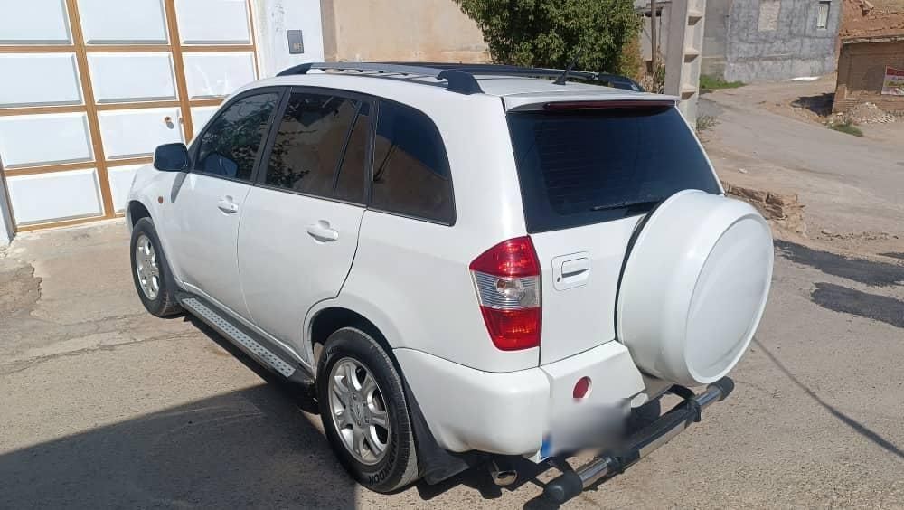 ام وی ام X33 دنده‌ای ساده - 2012