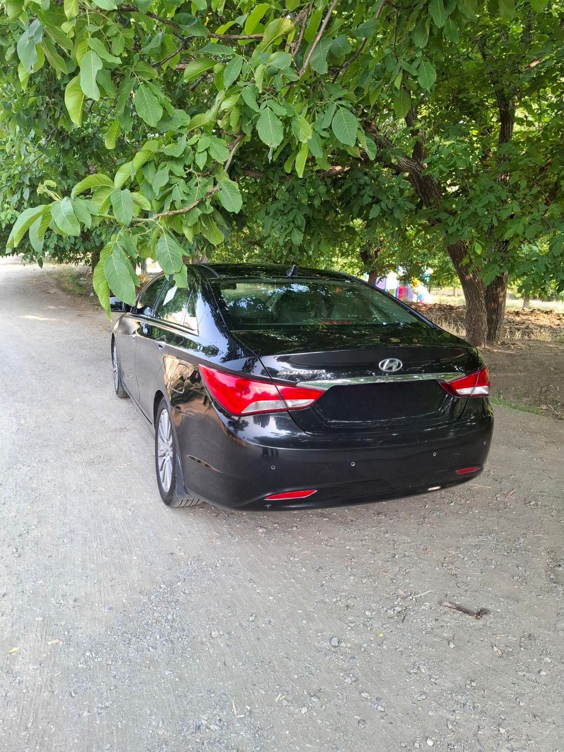 هیوندای سوناتا فول YF - 2014