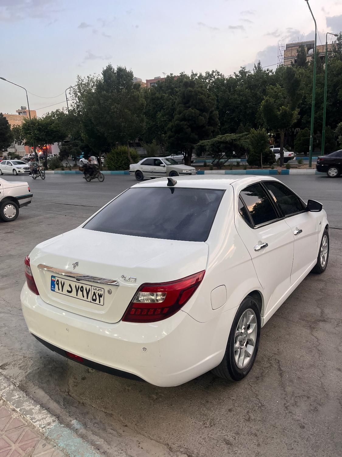 دنا پلاس توربو اتوماتیک - 1402