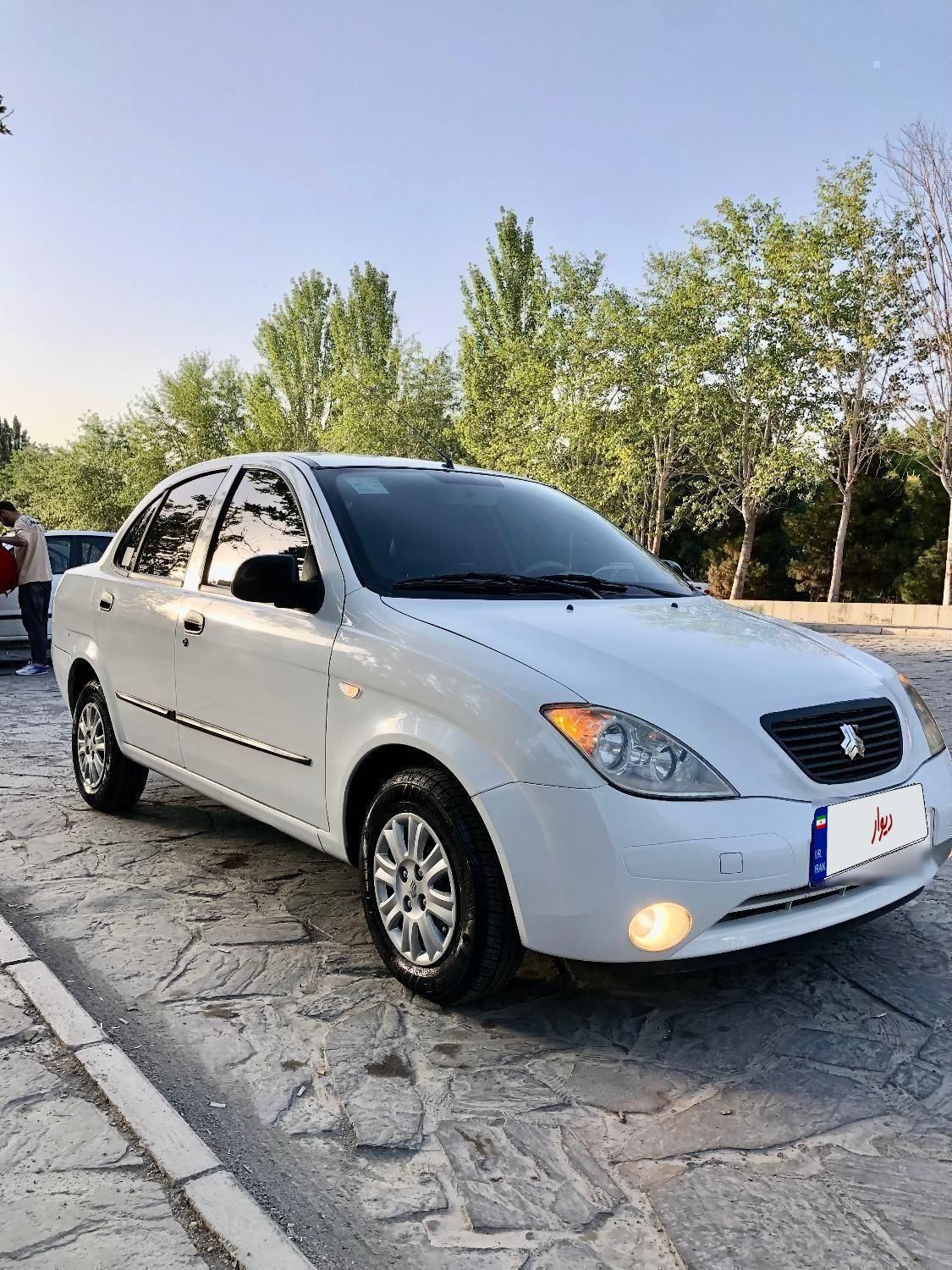 تیبا صندوق دار SX - 1398