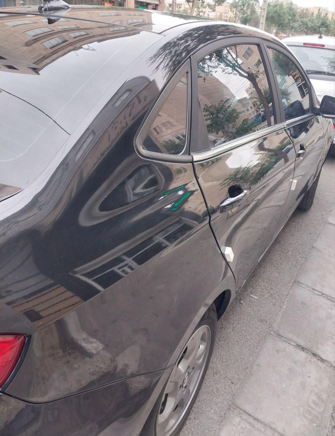 جک J4 اتوماتیک ساده - 2023